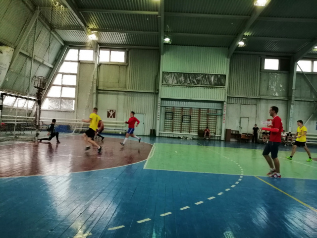 Соревнования по мини-футболу - ГБПОУ РО «МАПТ»