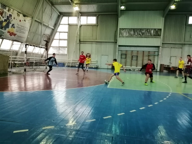Соревнования по мини-футболу - ГБПОУ РО «МАПТ»